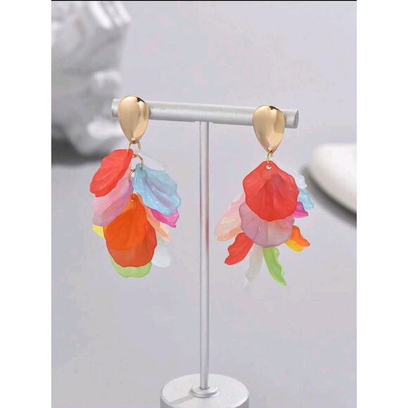 Long Multi-Layer Faux Shell Dangle Earrings for Women -Elegant Statement Jewelry - Picture 2 of 8